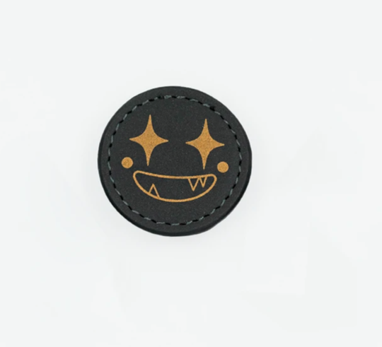 Adventurous Monster Badge till Konny Collar - One Size / Black