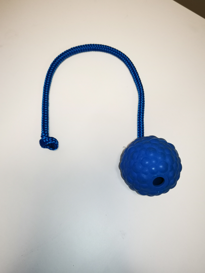 RADDOG Boll med rep- mjukt gummi 6cm